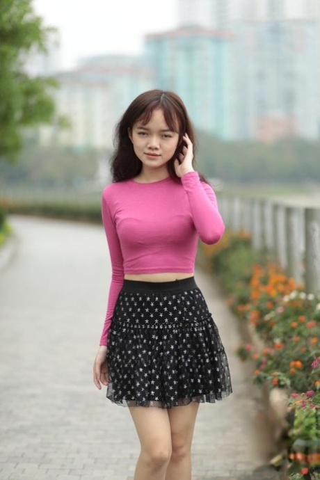 Horny Teen XXX Nude Pictures